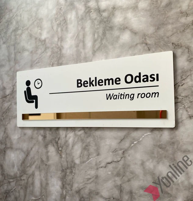 Bronz Aynalı Beyaz Bekleme Salonu Kapı